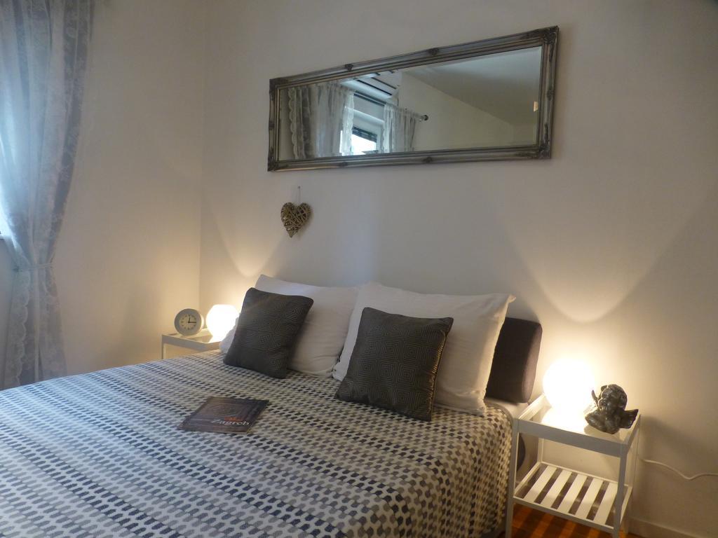 Apartment Emily Ζάγκρεμπ Εξωτερικό φωτογραφία