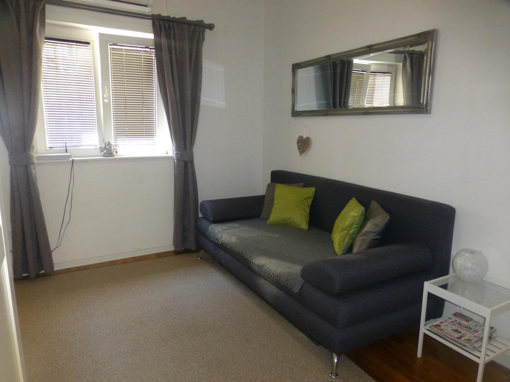Apartment Emily Ζάγκρεμπ Εξωτερικό φωτογραφία
